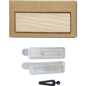 B�kkfa aut�illatos�t�, barna (aut�s cikk)