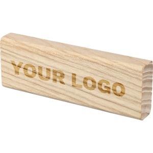 B�kkfa aut�illatos�t�, barna (aut�s cikk)