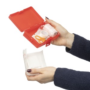 Els�seg�ly-k�szlet, piros (eg�szs�g�gy)