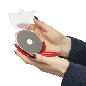 Pizzav�g�, piros (m�anyag konyhai felszerel�s)